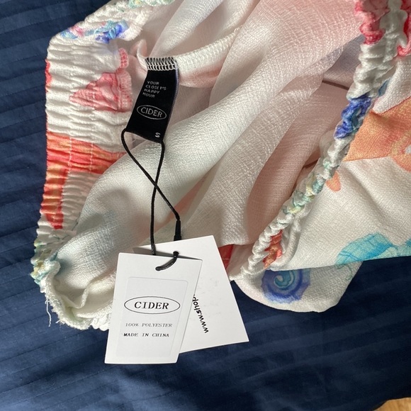 Adorable summer shorts size small NWT - Picture 6 of 8